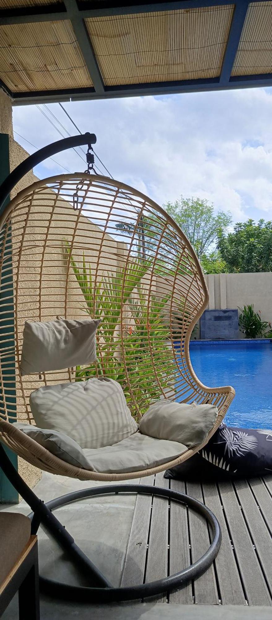 Zavana Rooms & Restaurant Tanjungkarang Экстерьер фото